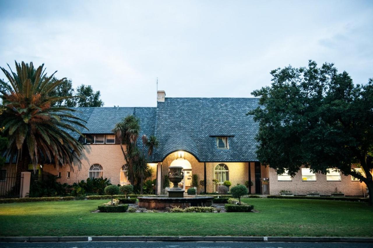 Scott'S Manor Guesthouse Function And Conference Venue Lichtenburg